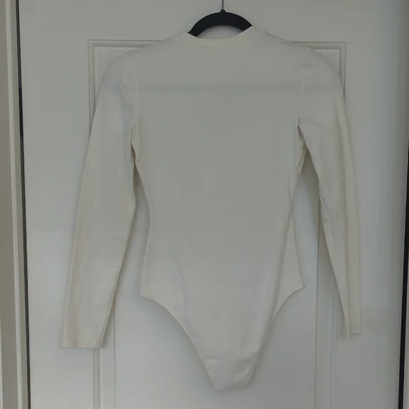 Reformation Cream Long Sleeve Bodysuit - Picture 8 of 8